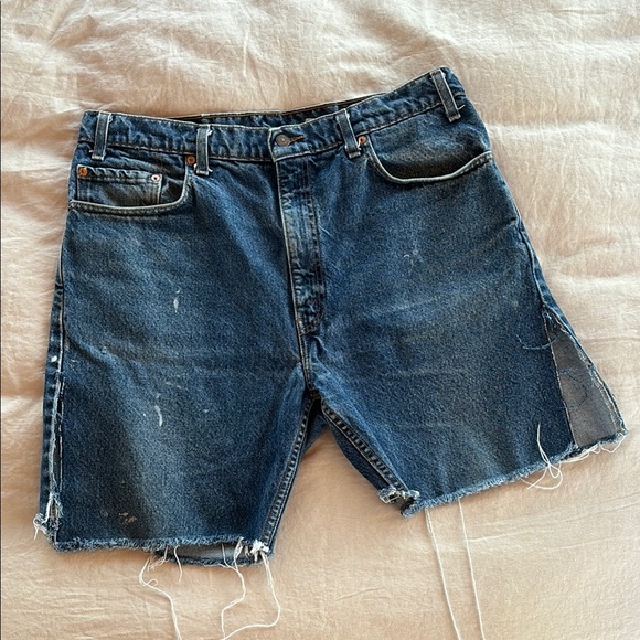 Vintage Distressed Levi’s 505 Cutoffs - Picture 1 of 8